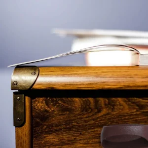 Poignée meuble autocollante adhésive ABS compacte légère durable résistante universelle pratique discrète paire couleurs noir marron jaune blanc