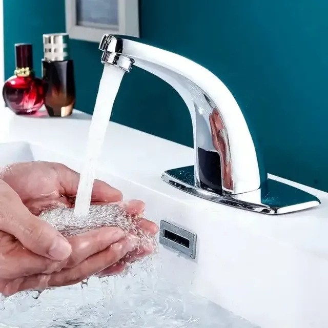 Robinet de toilette à économie d'eau monté sur le pont… – vue 5