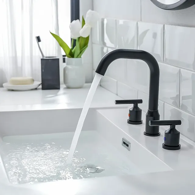 Robinet de bassin en or brossé – vue 2