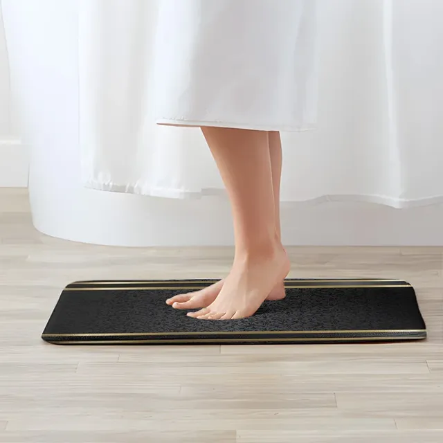 Ensemble de salle de bain de luxe noir et or – vue 5