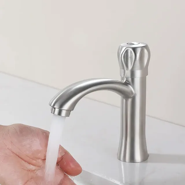 Robinet sanitaire de salle de bains haut de gamme – vue 4