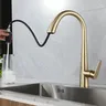 Robinet de cuisine en acier inoxydable doré – vue 2