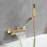 Robinet de baignoire en or brossé – vue 2