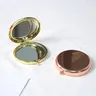 Petit miroir de maquillage portable double face – vue 4