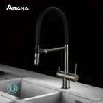 Robinet de cuisine moderne en laiton doré brossé avec conception de filtration d&rsquo;eau, double contrôle du robinet de cuisine à aspiration magnétique froide et chaude