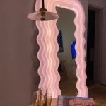 Miroir de maquillage léger de style italien luxueux avec lampe miroirs muraux miroirs de sol d&rsquo;art miroirs décoratifs complets décor à la maison