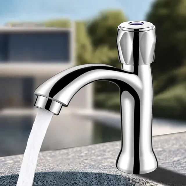 Robinet sanitaire de salle de bains haut de gamme – vue 3