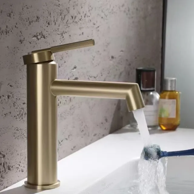 Robinet mitigeur d'eau de lavabo monté sur bureau – vue 3