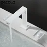 Robinet de lavabo en or brossé – vue 4