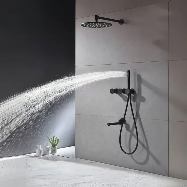 Système de douche dissimulé en cuivre noir de luxe