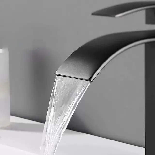 Robinet de lavabo cascade moderne en acier inoxydable – vue 6