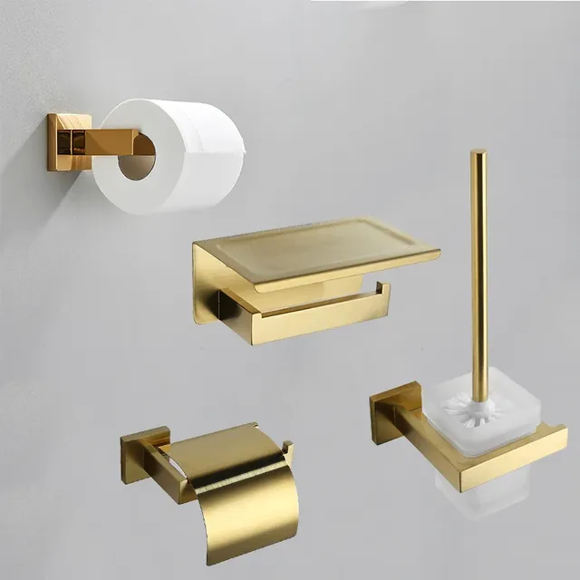 Ensemble de matériel de salle de bain – vue 3