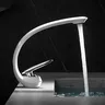 Robinet de lavabo de salle de bains créatif – vue 7