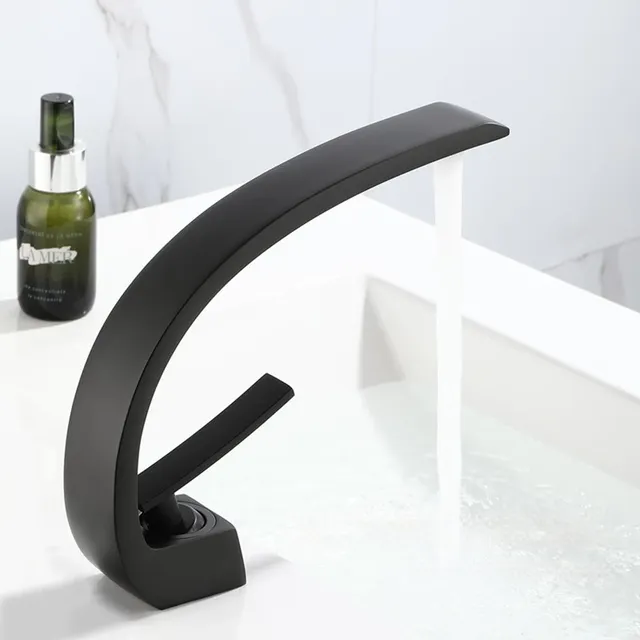 Robinets de lavabo de conception courbe noir/blanc – vue 3