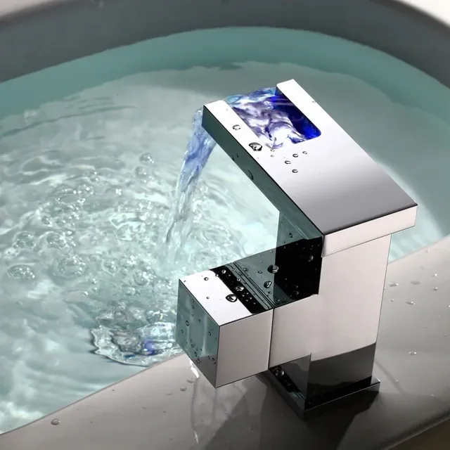 Robinet de lavabo noir LED de luxe – vue 4