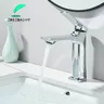 Robinet d'eau chromé monté sur le pont – vue 1