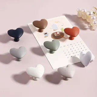 Poignée de meuble en forme de cœur pour chambre d'enfant