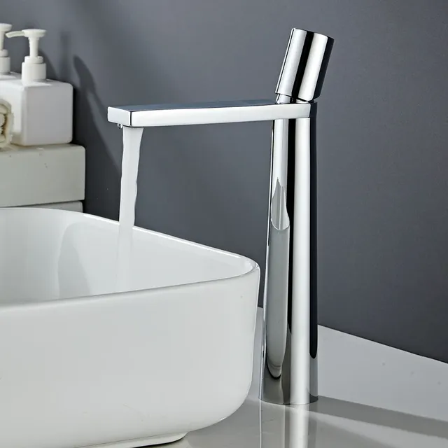 Robinet de lavabo en laiton – vue 3