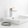 Robinet de salle de bains chromé cascade lavabo – vue 2