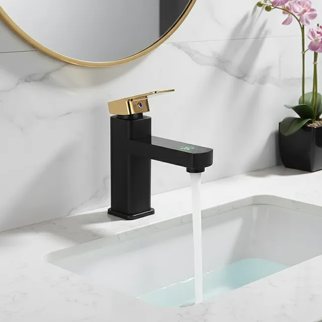 Robinet de lavabo numérique intelligent en laiton