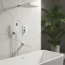 Ensemble de robinets de douche à effet de pluie – vue 1