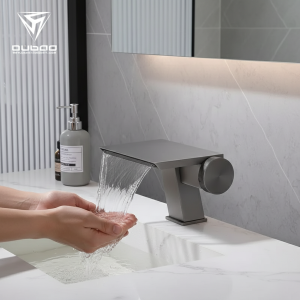 Bassin de Cascade en Laiton Monté sur Pont, Pistolet de Luxe Rotatif, Gris, Évier Chaud et Froid, Robinet de Lavabo Bassin de Cascade en Laiton Monté sur Pont, Pistolet de Luxe Rotatif, Gris, Évier Chaud et Froid, Robinet de Lavabo