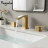 Robinet de lavabo en or brossé – vue 1