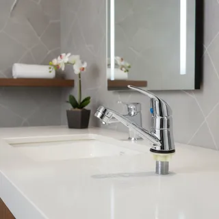 Robinet d'eau froide pour évier de cuisine