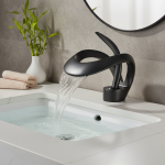 Cascade d&rsquo;eau chaude et froide en laiton noir, robinet de centre commercial monté sur le pont, poignée unique, style moderne, grue de centre commercial