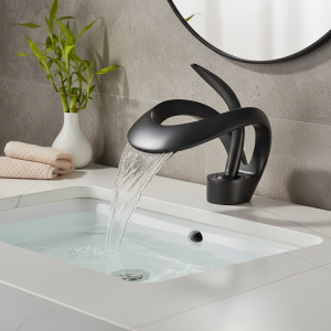 Cascade d&rsquo;eau chaude et froide en laiton noir, robinet de centre commercial monté sur le pont, poignée unique, style moderne, grue de centre commercial