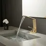 Robinet de lavabo cascade or brossé