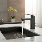 Robinet de salle de bains mitigeur chaud et froid, robinets de lavabo de salle de bains montés sur le pont, lavabo carré noir, robinet de baignoire