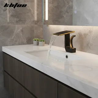 Robinet de salle de bains cascade carré moderne