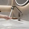 Robinet rotatif de lavabo universel