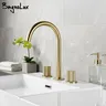 Robinet de lavabo en or brossé – vue 1