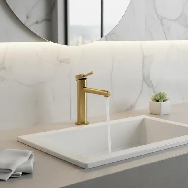 Robinet de lavabo en or brossé