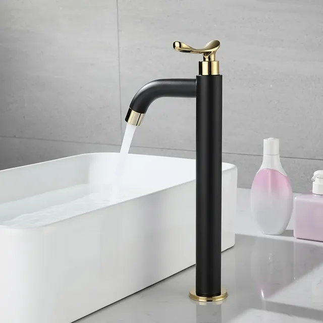 Robinet d'évier de lavabo noir et or