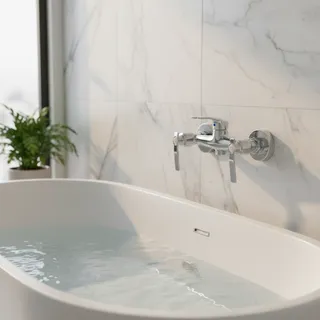 Robinet de baignoire en laiton argenté
