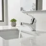 Robinet de salle de bains chromé