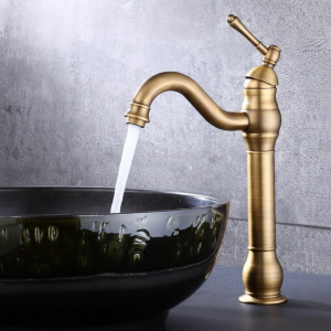 Robinet de lavabo doré à poignée unique, mitigeur chaud-froid, torneiras, robinet d’évier de salle de bains, robinet de lavabo rotatif en laiton Antique Robinet de lavabo doré à poignée unique, mitigeur chaud-froid, torneiras, robinet d’évier de salle de bains, robinet de lavabo rotatif en laiton Antique