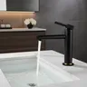 Robinet de salle de bains d'eau chaude et…