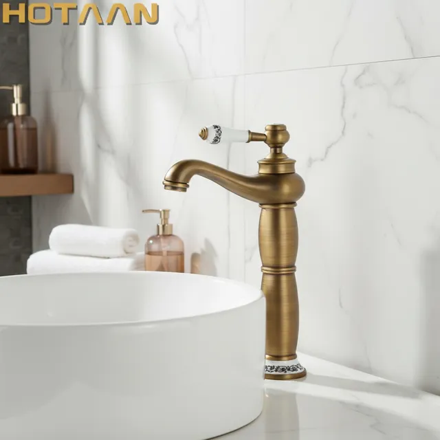 Robinet de lavabo de salle de bains