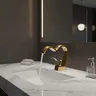 Robinet en laiton en forme de cœur