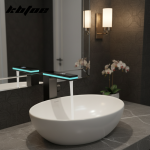 Robinet d&rsquo;évier de salle de bains à affichage numérique LED, robinet mitigeur moderne en laiton au-dessus du comptoir à trou unique avec affichage de la température, grue de robinet de lavabo