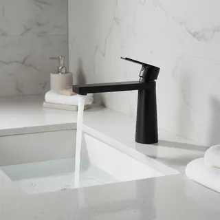 Robinets de salle de bain en laiton noir