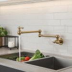 Robinet de Lavage à Eau Froide en Or Brossé, Bec Pliant Rotatif, Grue d&rsquo;Évier en Laiton