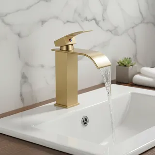 Robinet de lavabo de salle de bains en or brossé