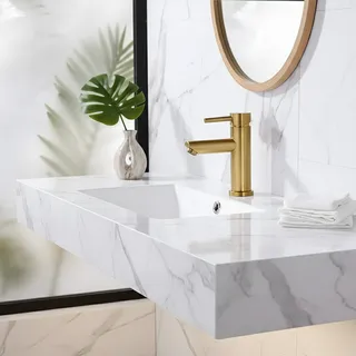 Robinet de salle de bains en tache