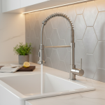 Robinet de cuisine en Nickel brossé à ressort, mitigeur monté sur le pont, buse de pulvérisation à jet rotatif à 360 degrés, robinets chauds et froids pour évier de cuisine