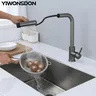 Robinets de cuisine gris